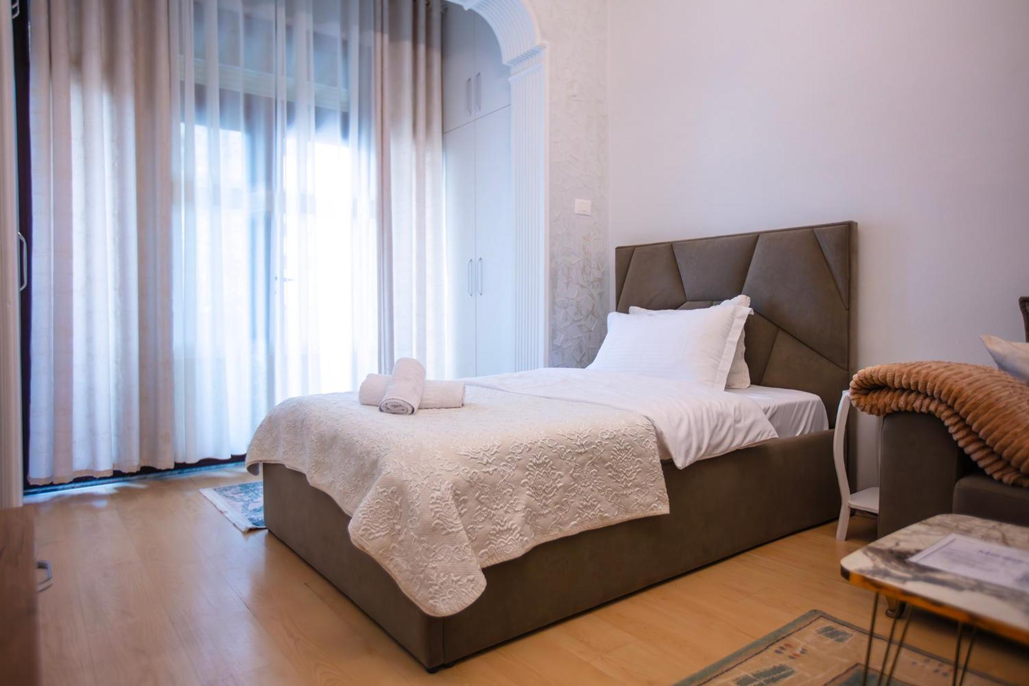 Tirana Center Apartment - Zogu I Boulevard Dış mekan fotoğraf